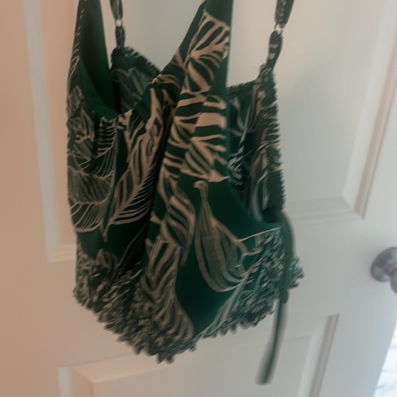 Medium crop top - Picture 2 of 5